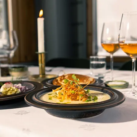 מלון Ski Resort & Hotel Pikku-Syoete סיוטה