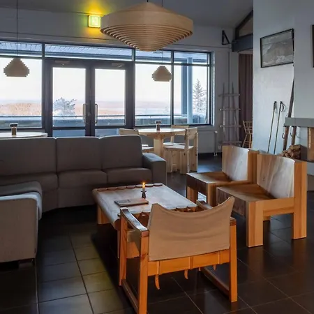 & Pikku-syoete 3* Syöte