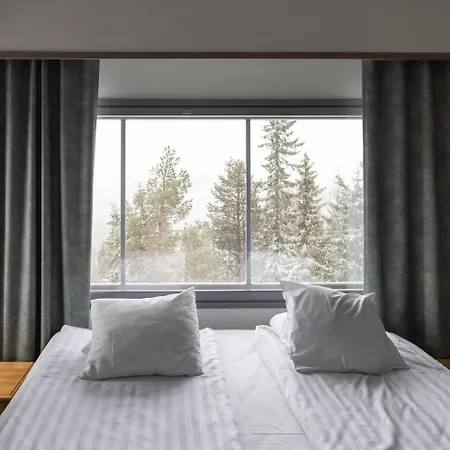 Ski Resort & Hotel Pikku-Syoete סיוטה