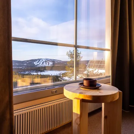 Hotel & Pikku-syoete Syöte