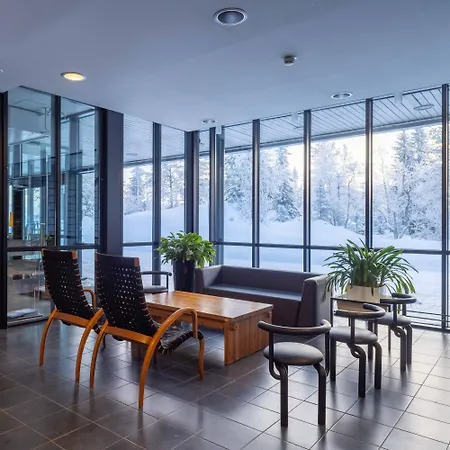 Hotel & Pikku-syoete Syöte