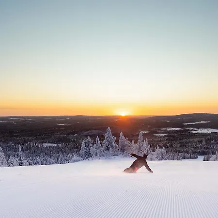 Hotel & Pikku-syoete