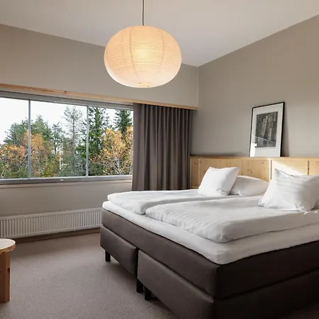 Hotel & Pikku-syoete