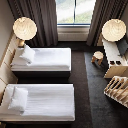 & Pikku-syoete Syöte