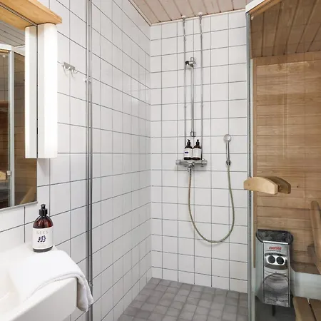 & Pikku-syoete Otel 3*