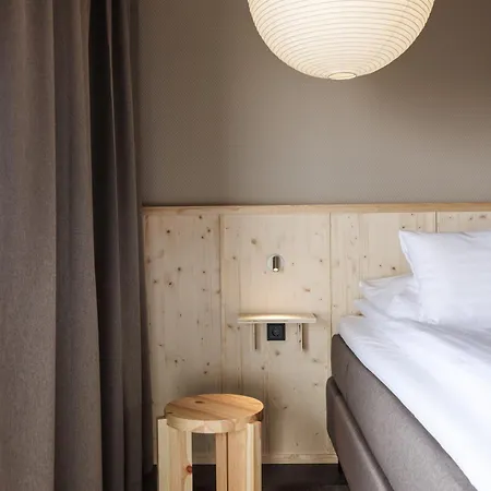 Hotel & Pikku-syoete