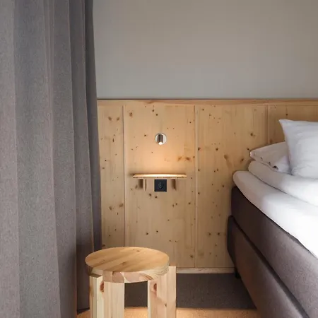 & Pikku-syoete Syöte