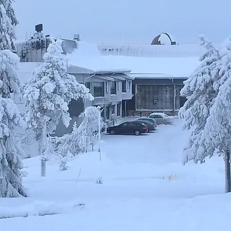 Hotel & Pikku-syoete