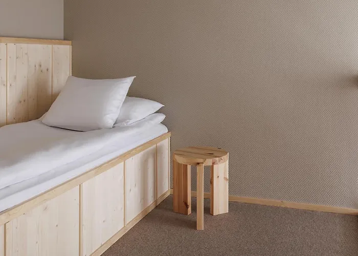 & Pikku-syoete 3* Syöte