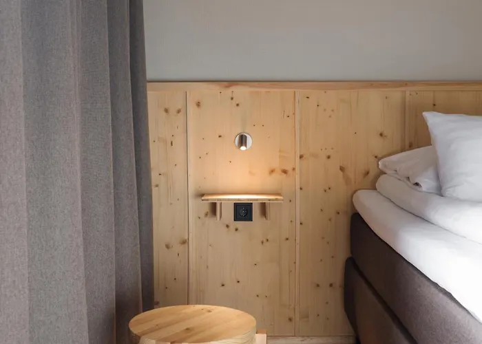 & Pikku-syoete Syöte